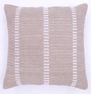 Декоративная наволочка из хлопка с вышивкой