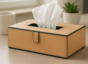 Коробка для салфеток с отделкой из кожи и бархата