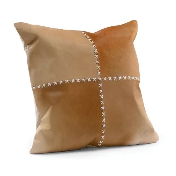 Декоративная подушка с отделкой из кожи