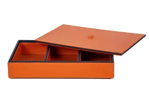 Ящик для хранения с отделкой из кожи и бархата