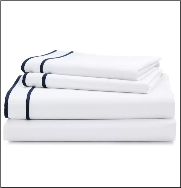 Комплект простыней из хлопка однотонный с аппликацией