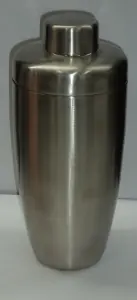 Коктейльный шейкер из нержавеющей стали с матовой отделкой