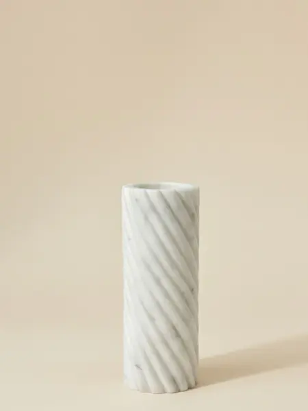 Ваза для цветов из натурального мрамора