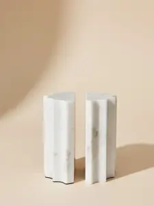 Подставка для книг из натурального мрамора